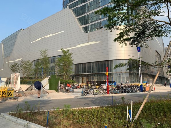 【多图】粤海广场,万博租房,实拍 粤海广场 单边位大户型 高楼层视野