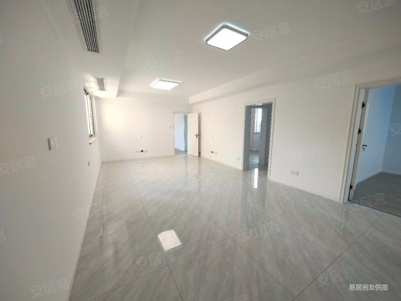 大闻丽都苑新挂牌高区3房二梯四户南北通户型间间明亮