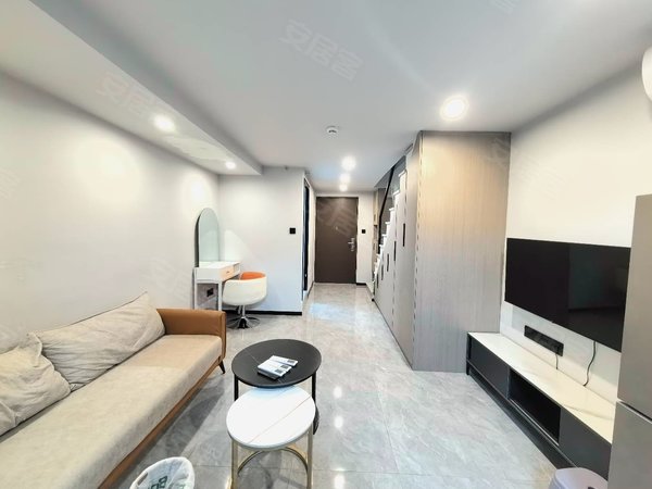 重庆北碚蔡家中南玖宸(商住楼)曹家湾轻轨楼上 loft公寓2室 住家装修