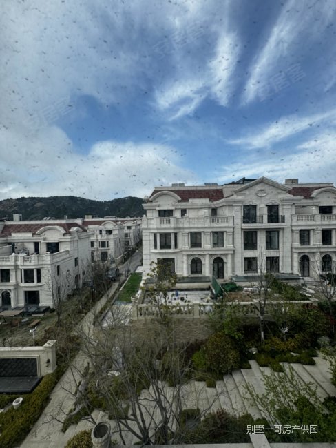 鲁商蓝岸丽舍别墅