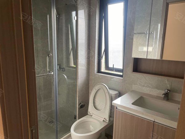 苏州常熟万达广场紫誉华庭紫誉华庭 精装三房手次出租 家具家电齐全