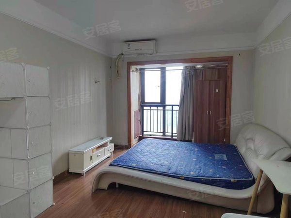 重庆江北红旗河沟东和银都可短租 押一付一 红旗河沟双地铁 东和银都