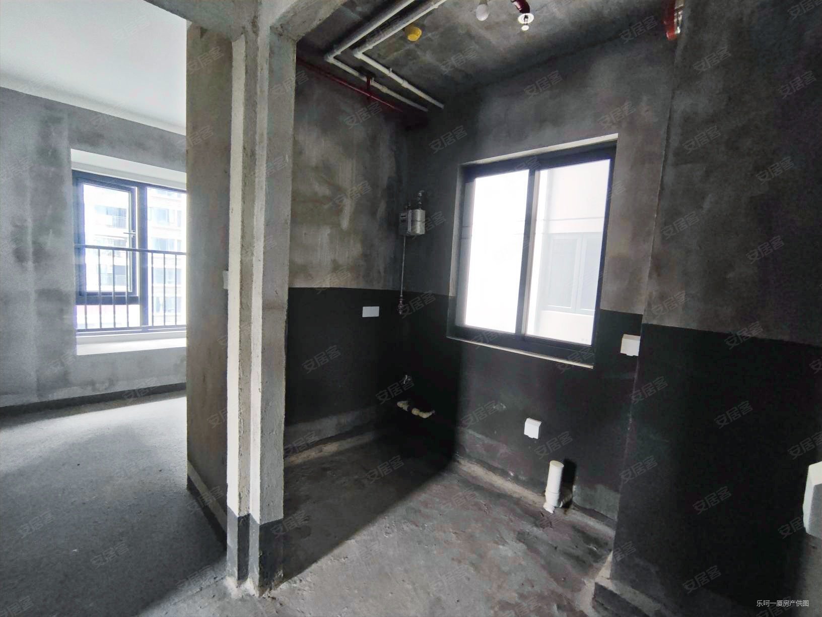 湖滨三里一区3室2厅2卫91㎡南北500万