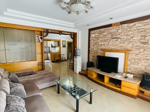 杭州富阳富春天河富春湾小区天河富春湾小区,靠近江边,环境好小区3室