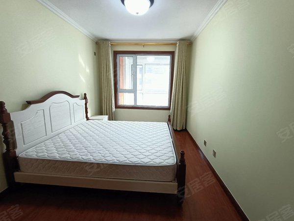 沂州路租房,金泰华府 洋房精装修三室带车位月租3000元,兰山租房-临沂