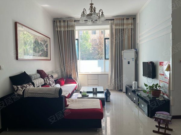 淄博张店中润华侨城盛世名苑实拍图 邻银泰城电梯2居室盛世名苑 2室1
