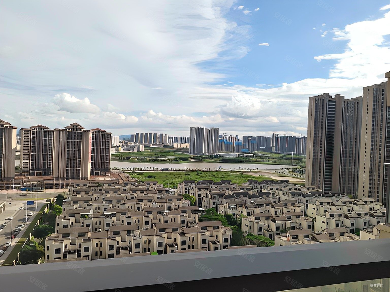 看房方便,新力花园(二期三期)二手房,142万,4室2厅,2卫,136平米-惠州