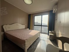 台州温岭城东万达广场附近 半岛名苑两室一厅双朝南大阳台隔开厨房 停车方便出租房源真实图片