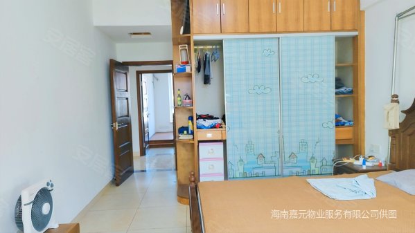 佳元天上人间3室2厅2卫131.81㎡南北187.2万