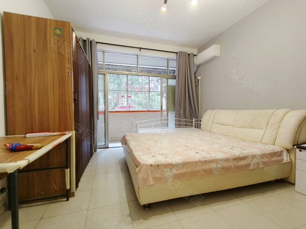 深圳布吉丽湖丽湖花园适合合租 装修保养还不错 家私齐全 随时可看房