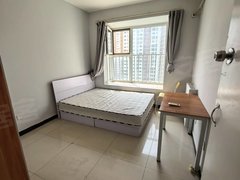 北京朝阳小红门亦庄线小红门地铁附近 鸿博家园(二期C区) 急租三居出卧飘窗出租房源真实图片