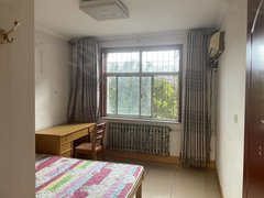 梁山城区梁山市区八一小区附近2楼三室两厅家具家电拎包入住出租房源真实图片