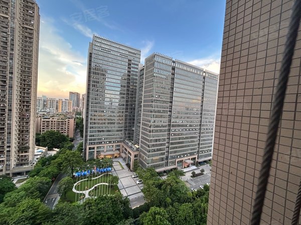 广州天河珠江新城东珠光新城御景(二期)珠光新城御景 两房一卫 望花园