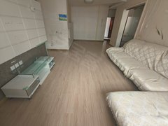 丽华苑 3室 精装修 电梯房 房屋干净 舒适 看房非常方便