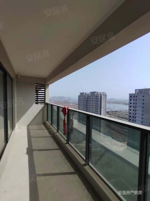 泽京铂宸15楼包大税三室两厅两明卫小高层