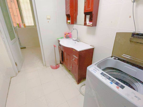 郑州金水燕庄博瑞花园全女生 短租 押一付一 环球大厦 唐人街 星光城