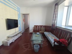 安丘安丘城区商场路新佳乐家附近，精装一室好房，家电家具齐全，可领包入住出租房源真实图片