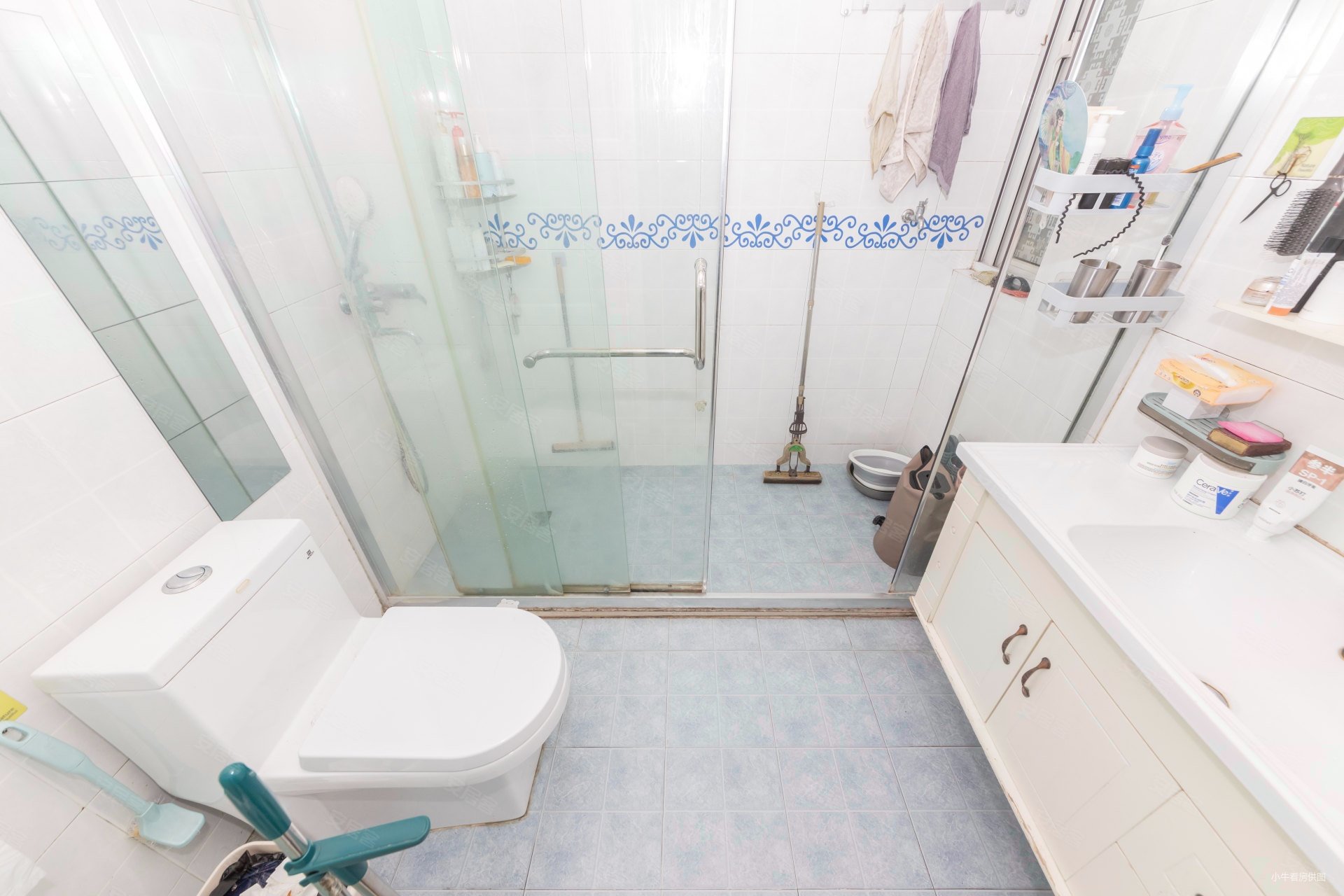 新景花苑(一期)2室2厅1卫81.59㎡南66万