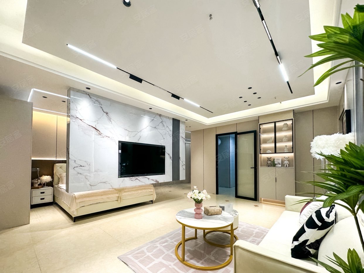 侯家塘，贺龙体育馆，摩天一号，单身公寓