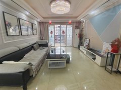 永州零陵春天广场香樟绿城 包物业费 小区停车免费 五台空调 干净卫生 拎包住出租房源真实图片