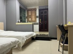 安阳文峰中环百货裴家巷3号院 1室0厅1卫出租房源真实图片