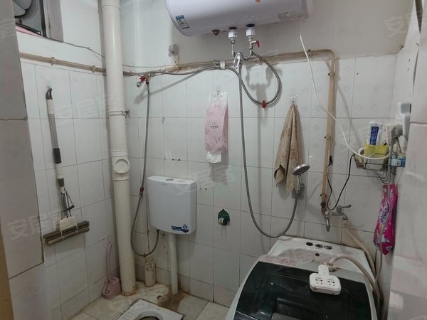 钟楼广济街地铁口南广济街钟鼓楼广场第一医院唐宁国际