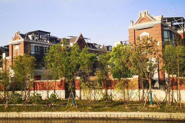 金地玺华邨别墅