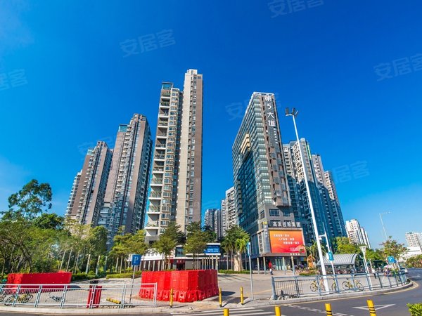 深圳宝安宝安中心区第5大道高发西岸花园第5大道高发西岸花园 3室2厅1