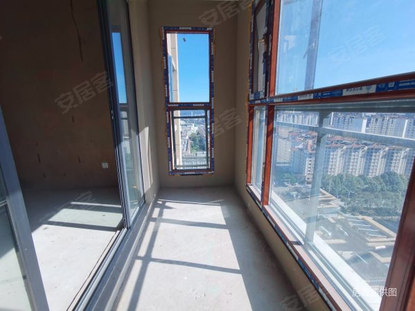 安宁   校旁 中梁华府 跃层3房送房  奇房源