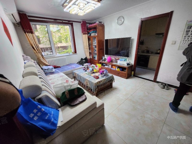 北京房产网>北京二手房>丰台二手房>右安门二手房>亚林西居住区>800
