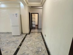 海口龙华滨海金宇路 琼菜王 金牛岭公园旁 精装三房两厅一卫 家具家电齐全出租房源真实图片