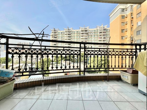 广州海珠新港西顺景雅苑顺景雅苑 电梯两房 安静望花园 家私家电齐全