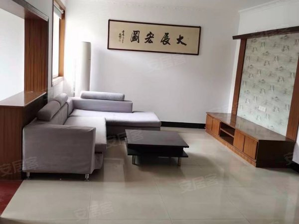 无锡宜兴宜城南郊花园新人民医院旁南郊花园4楼2室2厅小区停车方便