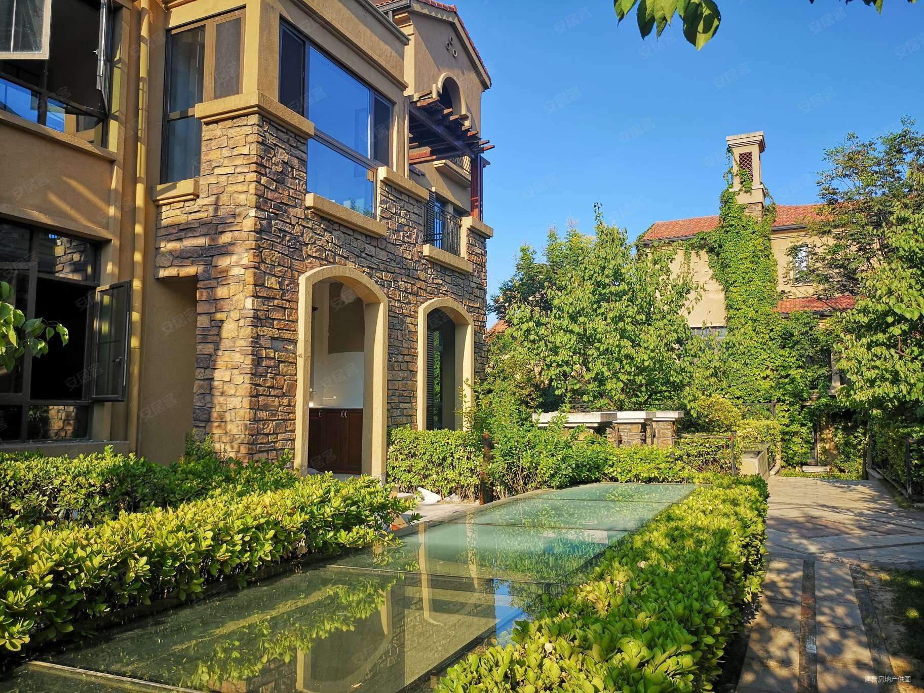 房东急87,绿地国际生态城一期二手房,789万,5室2厅,5卫,355平米-西安