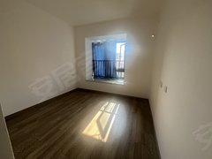 南安水头镇厦盛街中骏璟峰边套四房二厅二卫空房出租包物业出租房源真实图片