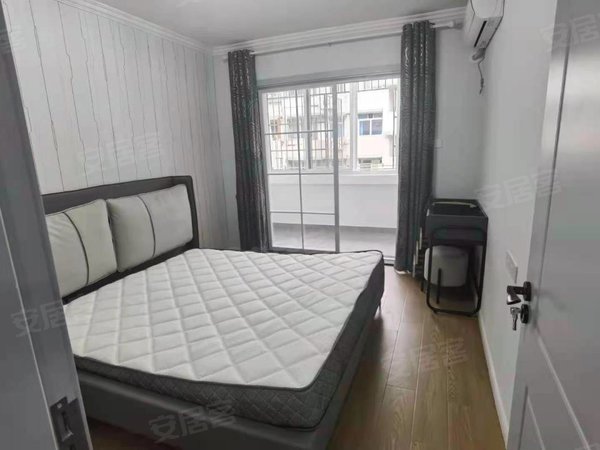 杭州拱墅和平和平苑社区打铁关新村西湖文化广场 省人民医院边上