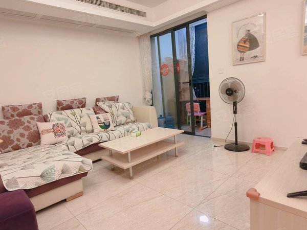 三亚吉阳水三千三亚棕榈滩(西区)三亚棕榈滩(西区) 拎包入住 精装修 阳光充足出租房源真实图片