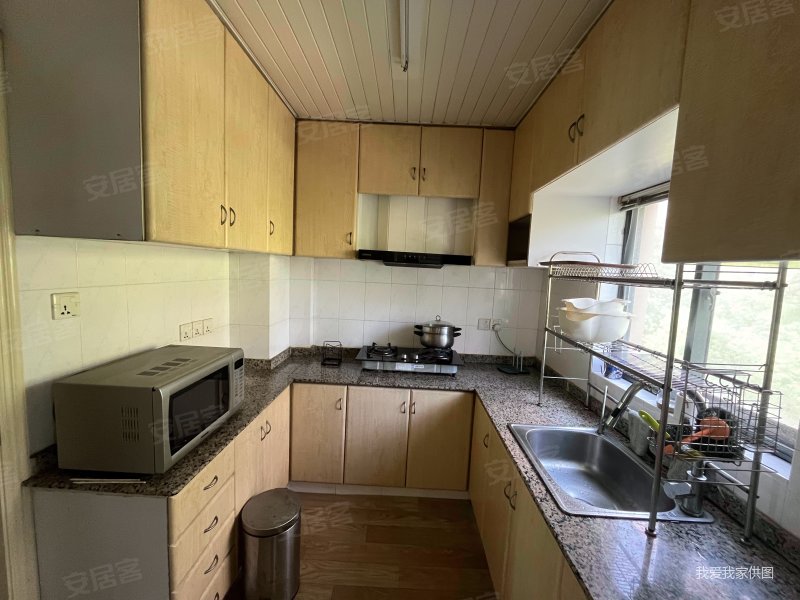 商圈成熟 刚需两居 近地铁 产权清晰 电梯房 医疗配套成熟,龙柏香榭苑