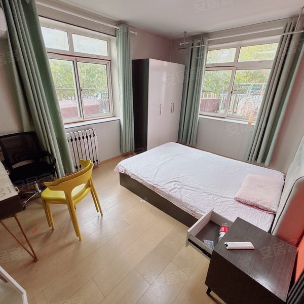 合租｜月付短租小村庄地铁悦荟凯德新都心新业广场卓悦里未来城万科广场