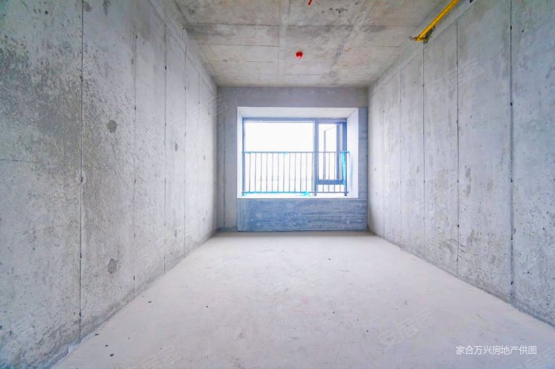 融创临江府次新小区南北通透小三居毛坯近地铁有电梯