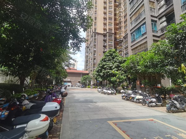 南宁武鸣武鸣城区鸣城国际康和城附近带阁楼一室一厅拎包入住出租房源