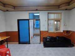 河池宜州宜州城区城中一小附近轴承厂单位房两房一厅一卫简单配套民用水电停车方便出租房源真实图片