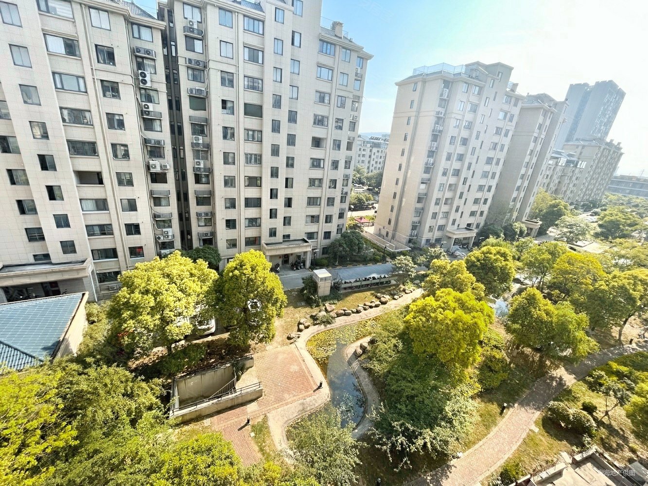 星宝花园(常熟)3室2厅2卫125.49㎡南北215万