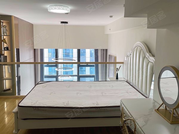 昆明五华龙泉路万彩城(商住楼)五华区 万彩城loft公寓 全套家具家电