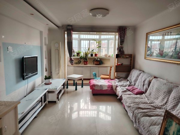 青岛胶州北关金祥花园金祥花园 精装套二 首 0次出租 家具家电齐全 仅