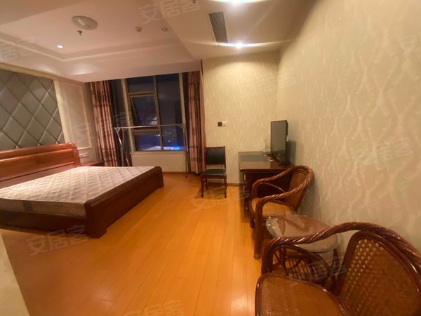 苏州常熟市区世茂75号公馆出租,世茂75号公馆50平方米1房1卫精装修