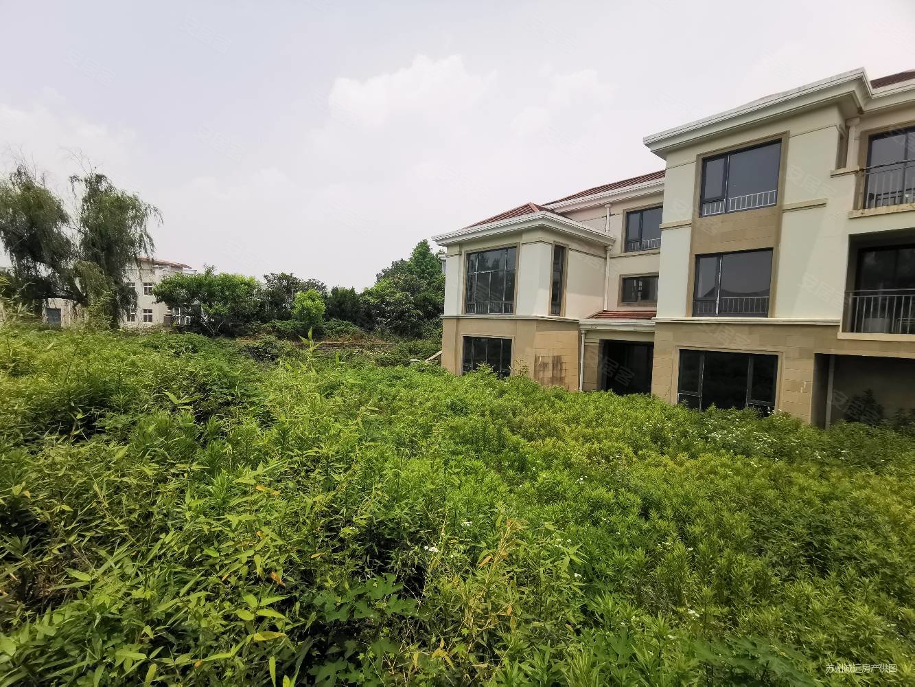 甪直澄湖水岸一线湖景别墅占地2亩真正一线湖景房南面湖景