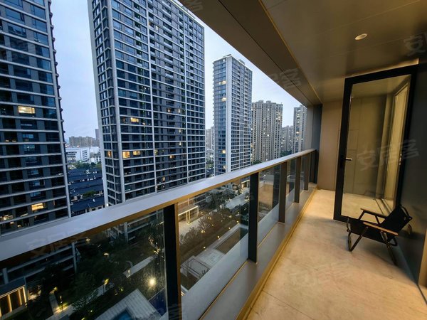 杭州临平临平理想臻品整租府精装交付拎包入住出租房源真实图片