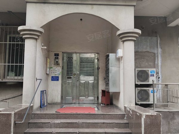 天津南开万兴街新都花园新都花园 1室1厅1卫 3800.