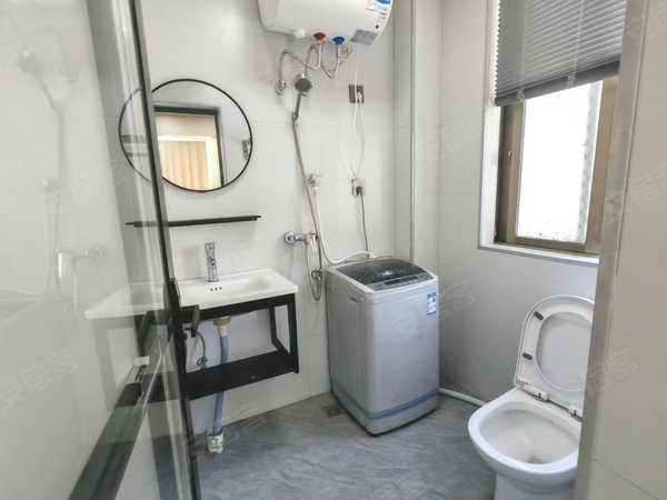 金华东阳东阳市中心黉门商厦新光汇 好乐多 黉门广场 单间一室一厅 户型多选 拎包入住出租房源真实图片